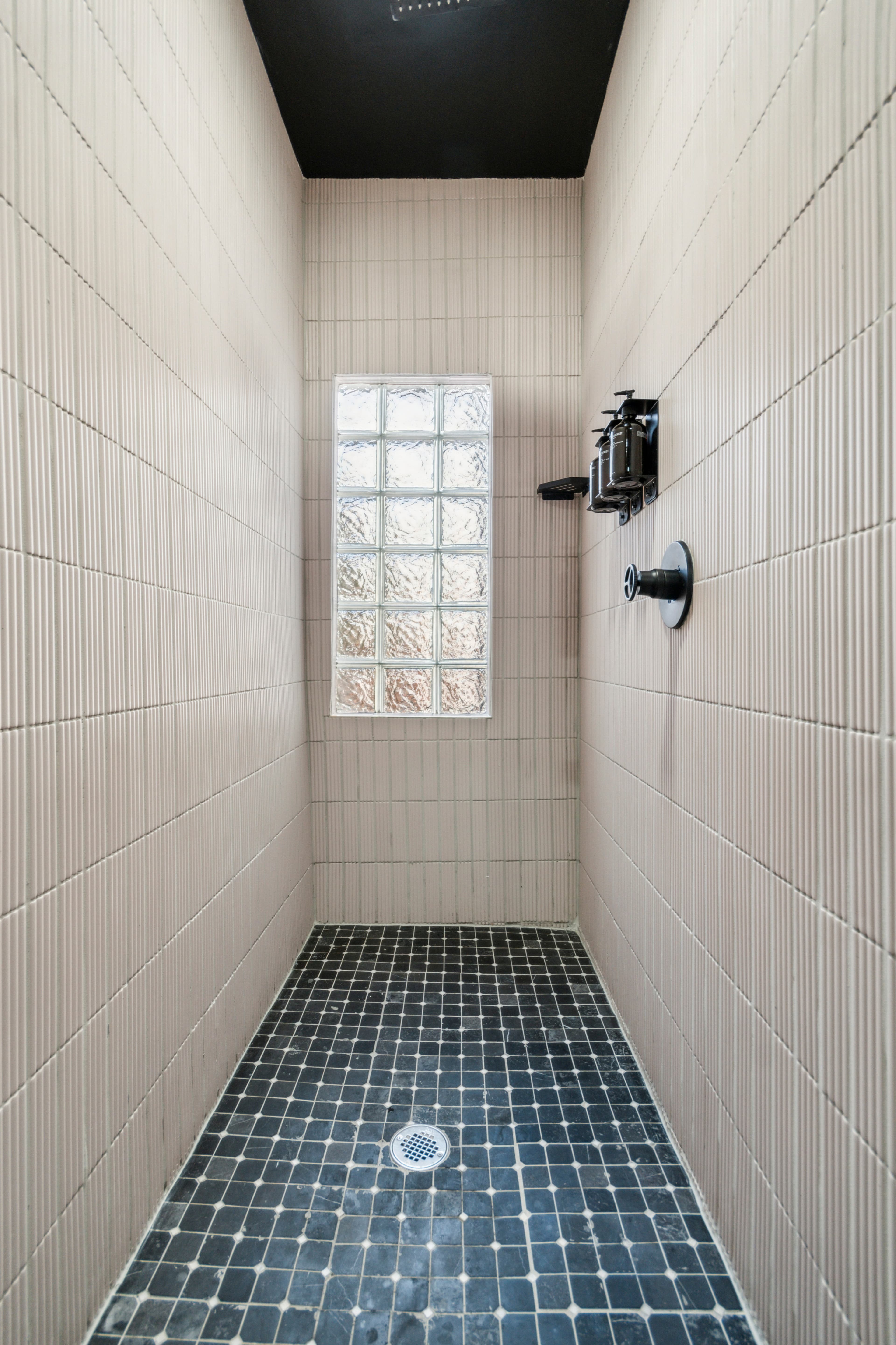 Bunk room — interior detail